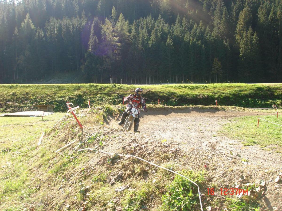 Haus Hubertusheim Lägenhet Schladming Exteriör bild